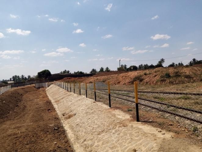 Construção de muro de vedação