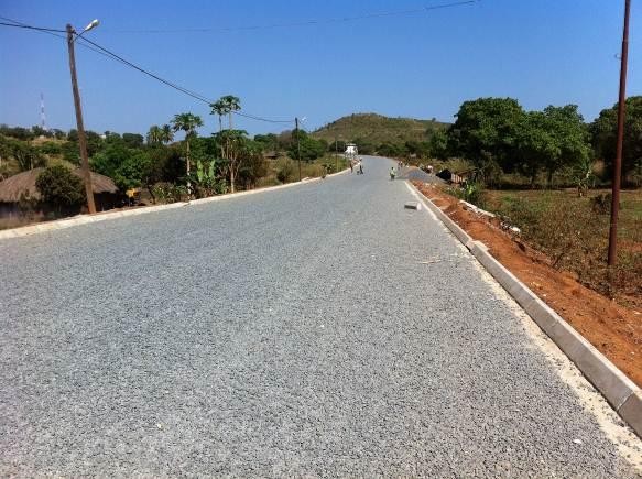 Protecção de taludes nas pontes da N1